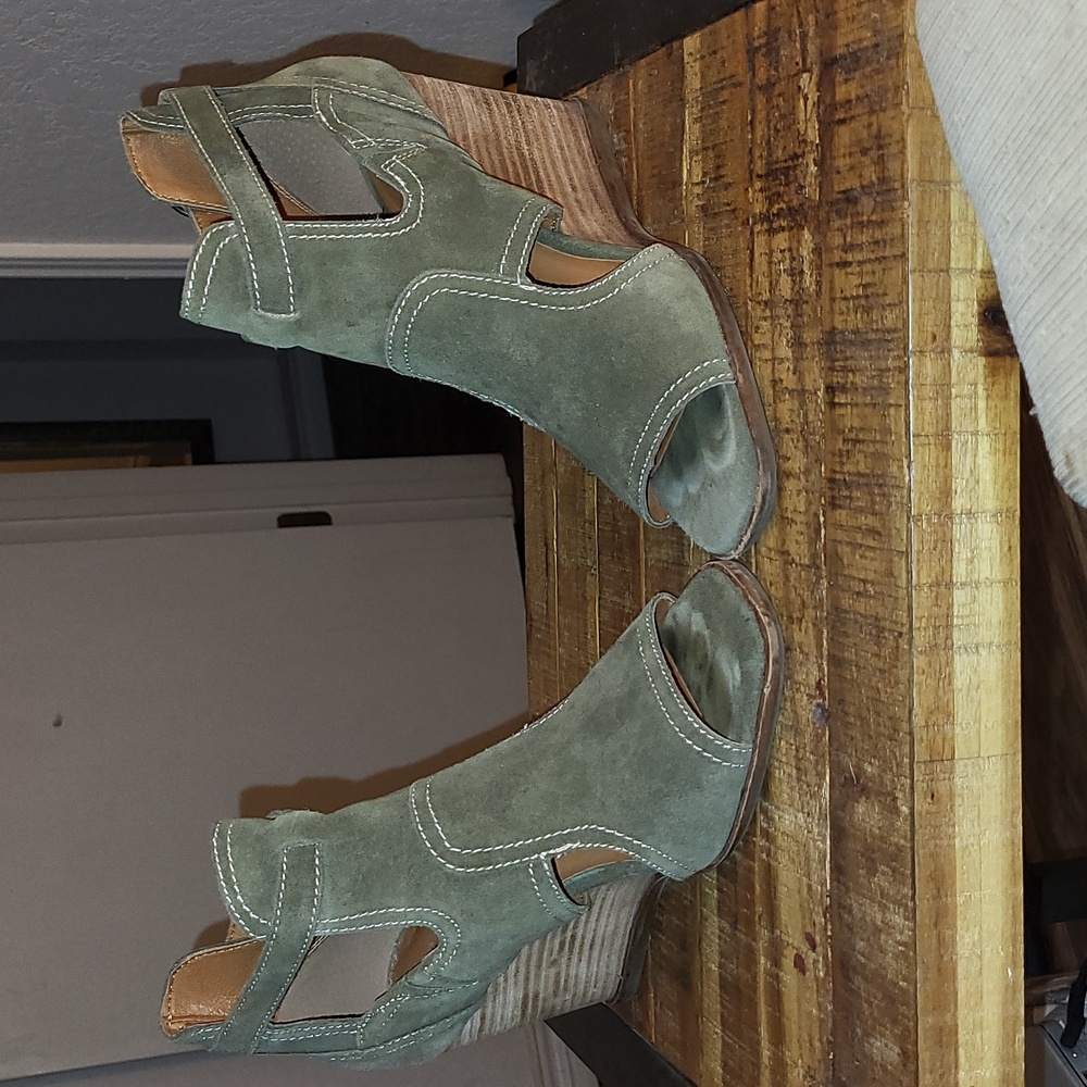 Lucky Brand Heels Wedges, Size 10M